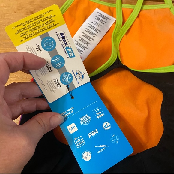 Arena Swimsuit, US 24, F 8-9 - Picture 9 of 9